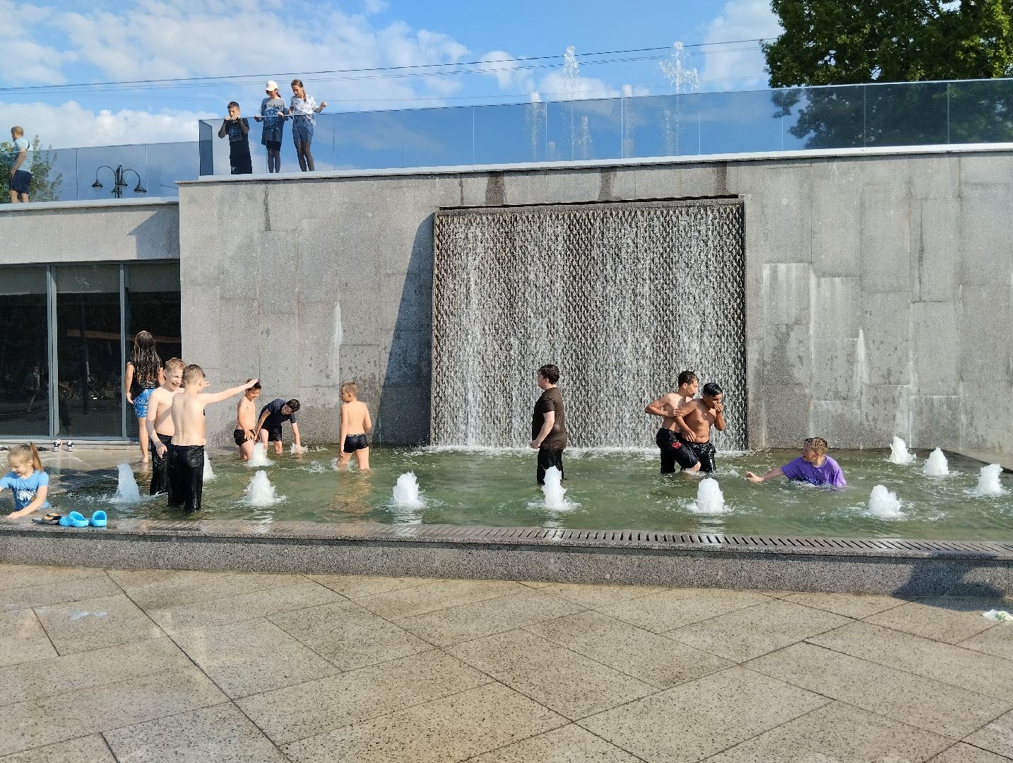 Фонтаны, фонтанная площадь, администрация, Ногинск, Богородский городской округ