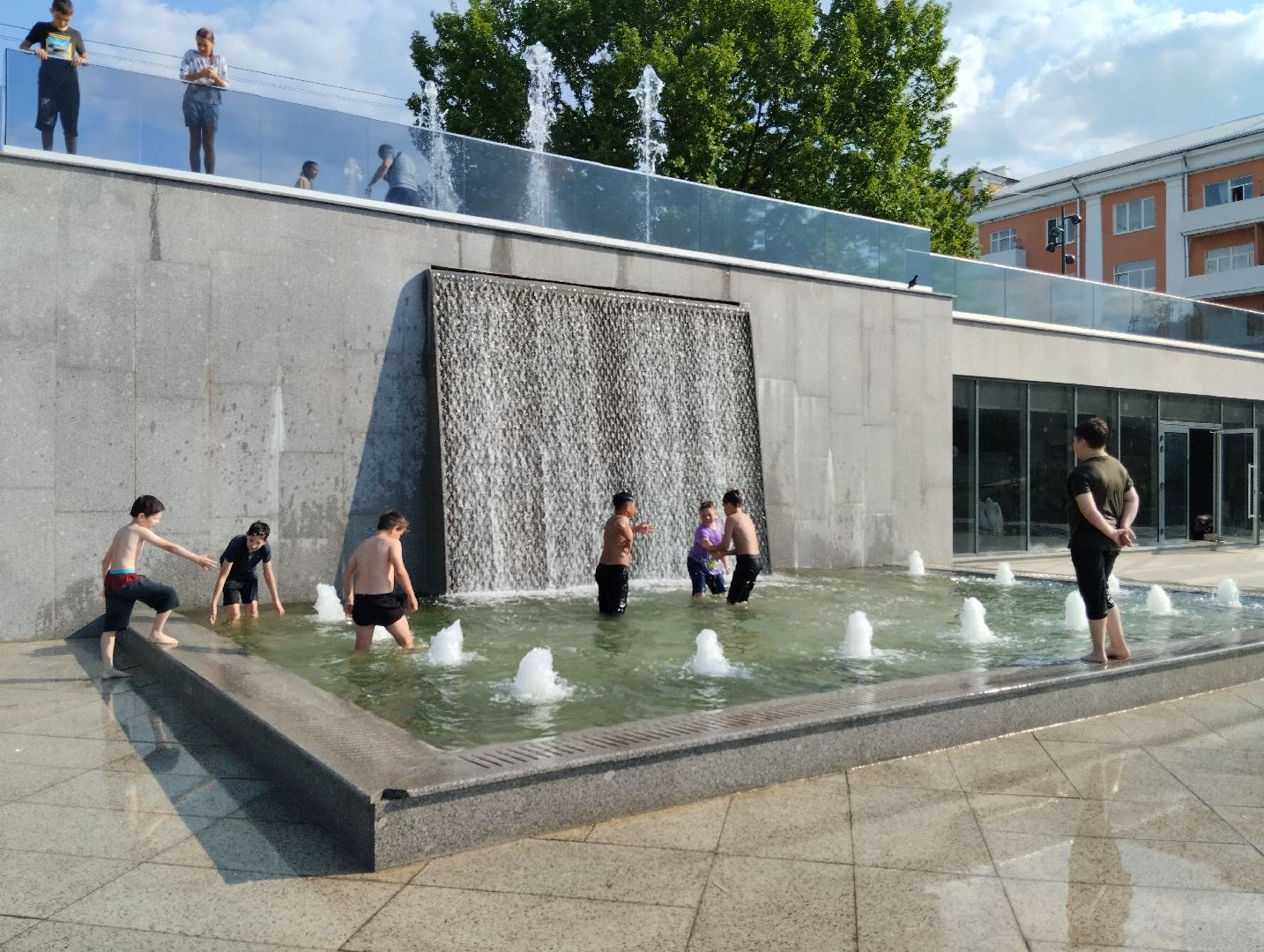 Фонтаны, фонтанная площадь, администрация, Ногинск, Богородский городской округ