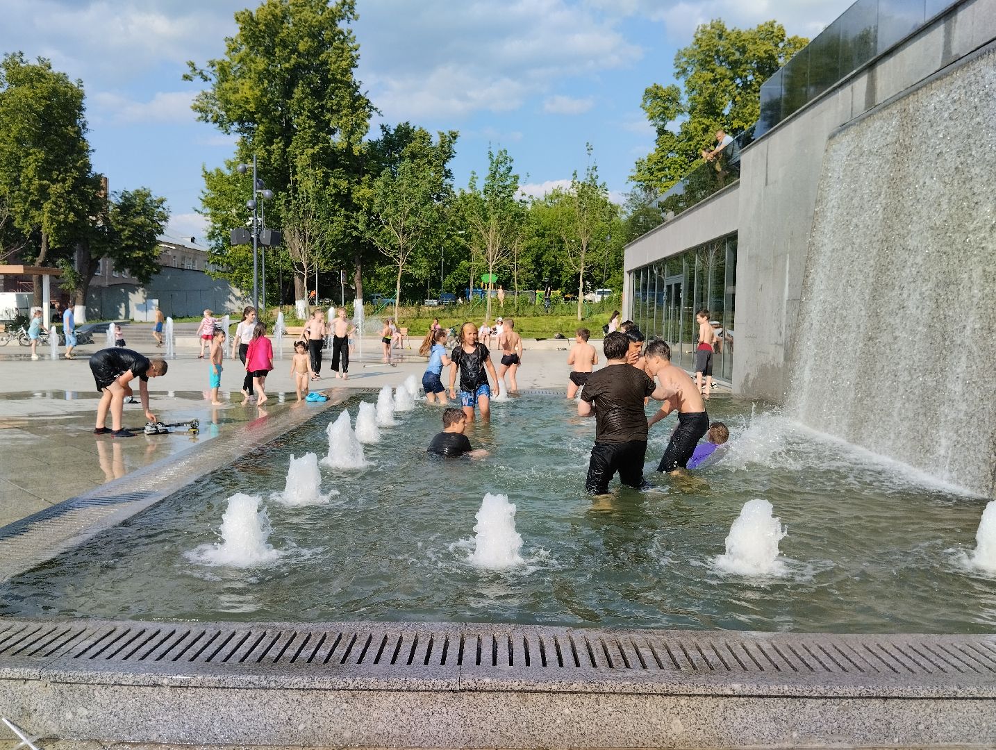 Фонтаны, фонтанная площадь, администрация, Ногинск, Богородский городской округ