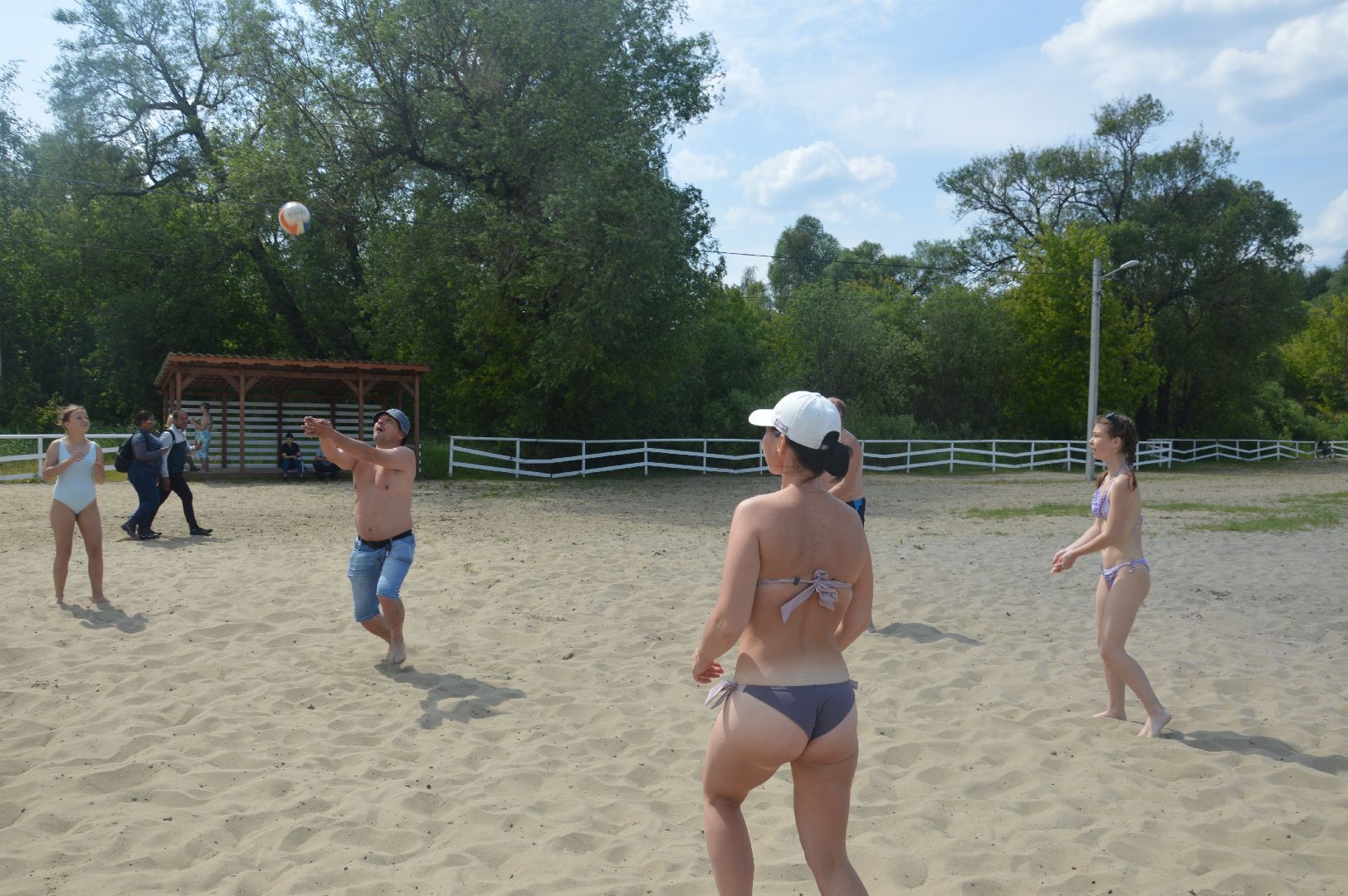 Шатура, пляж, 18, волейбол, жара