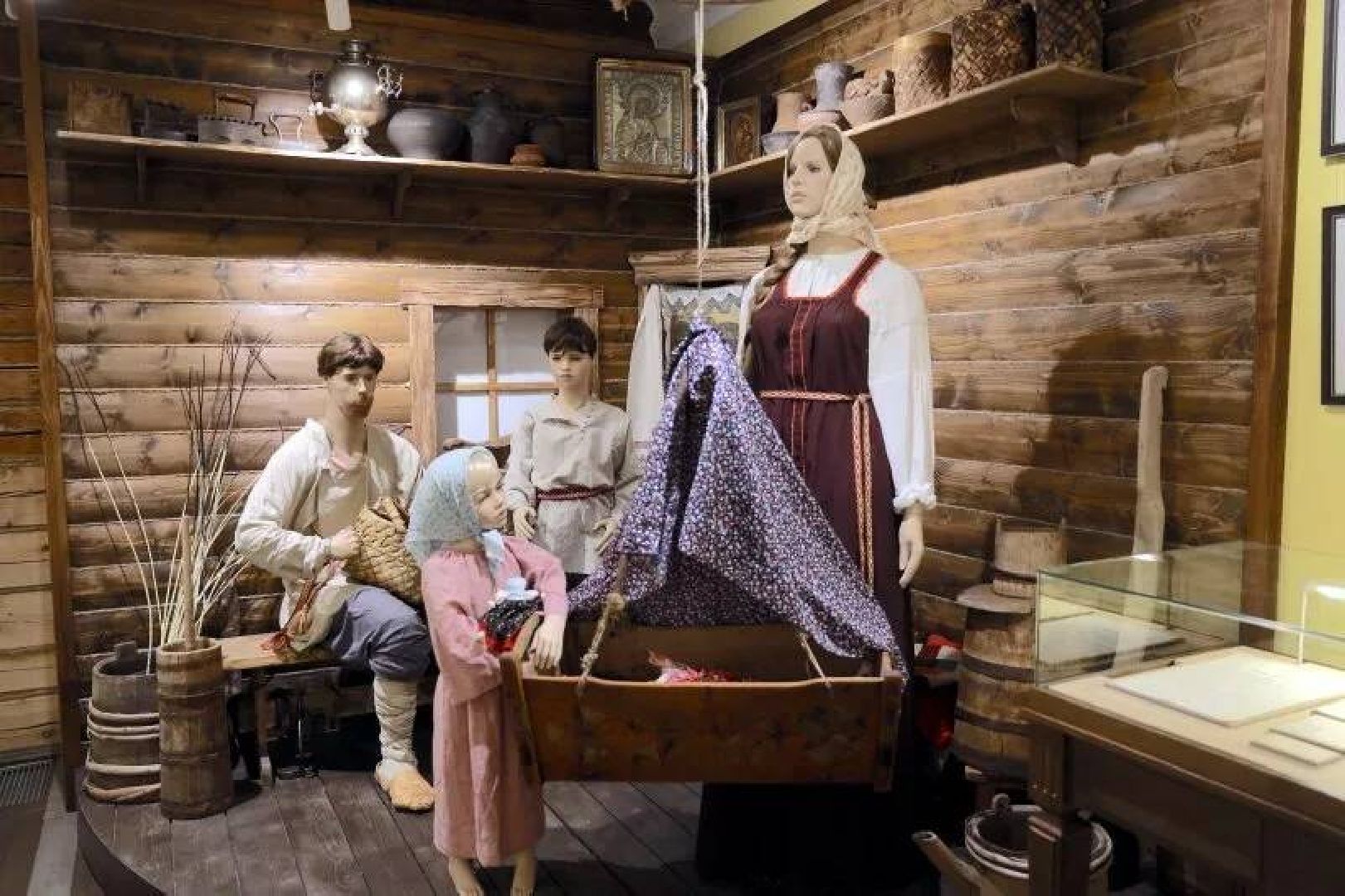 Красногорск, село Ильинское, музей материнства и младенчества, история акушерского дела в России