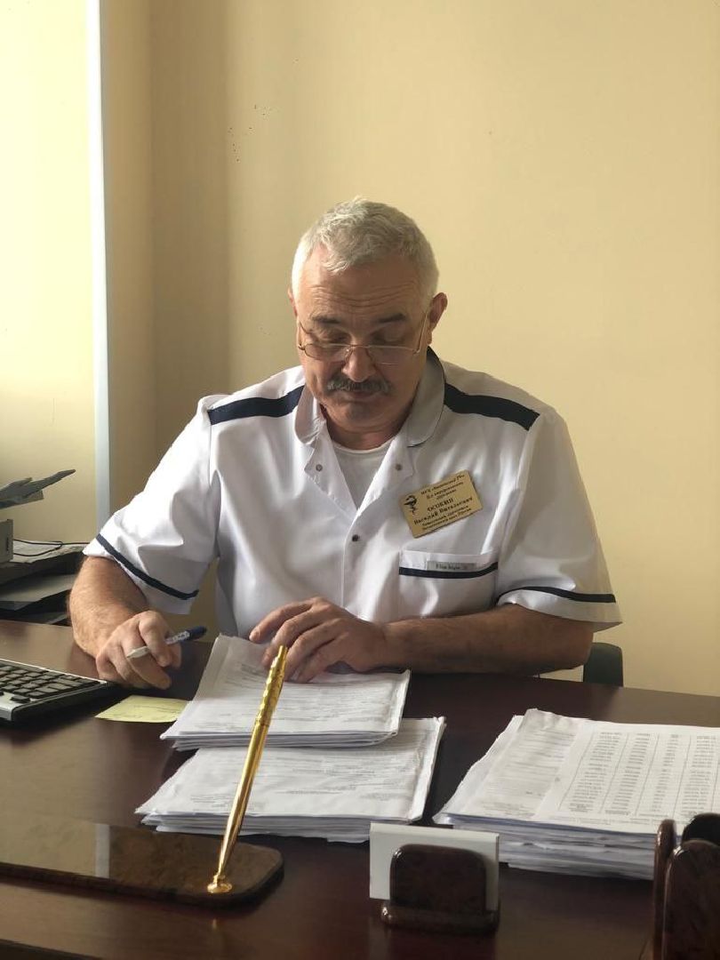 профессия: праздник; медицина; биография; врачи