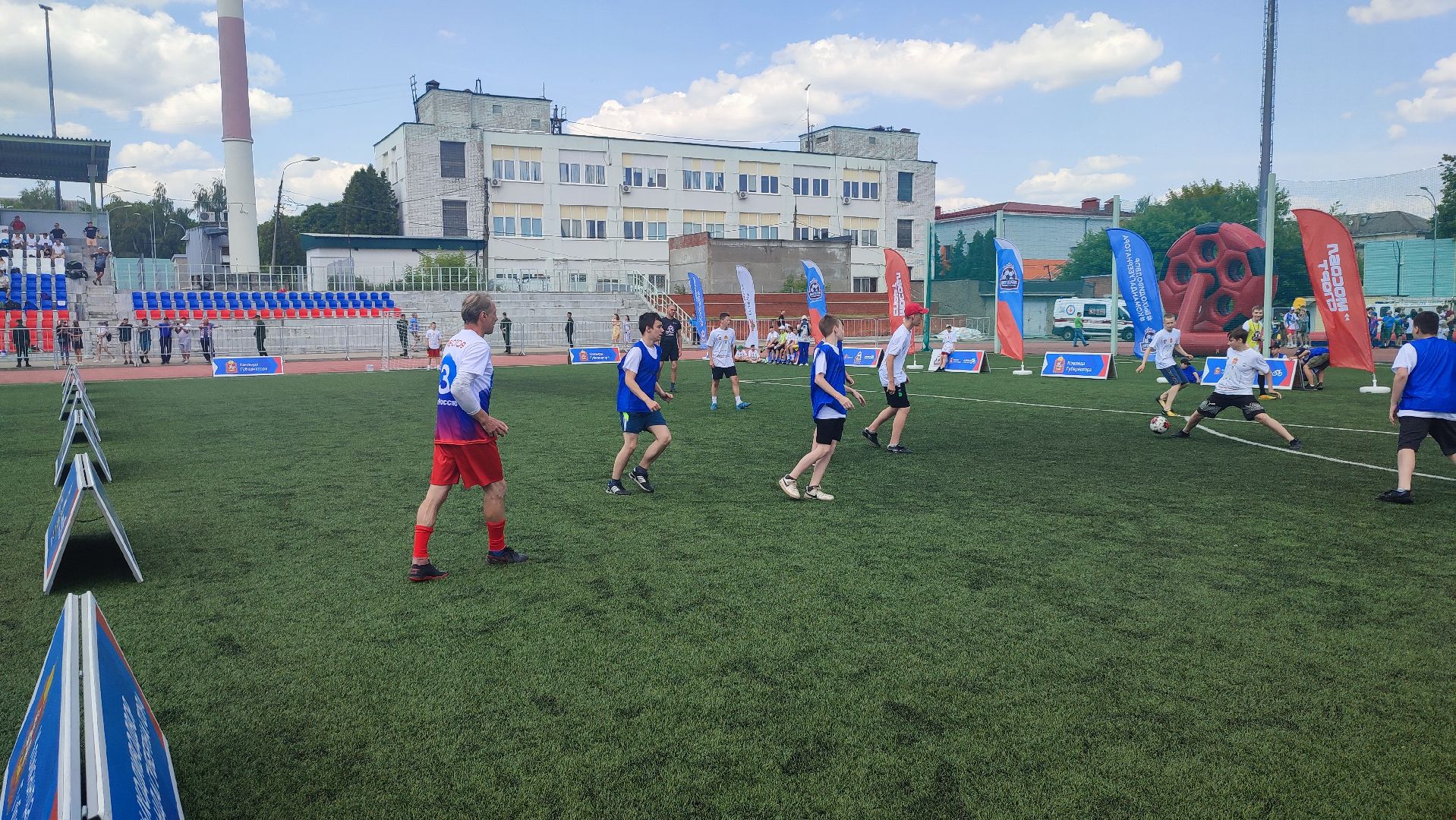 Кашира, футбол, выходи во двор, спортклуб