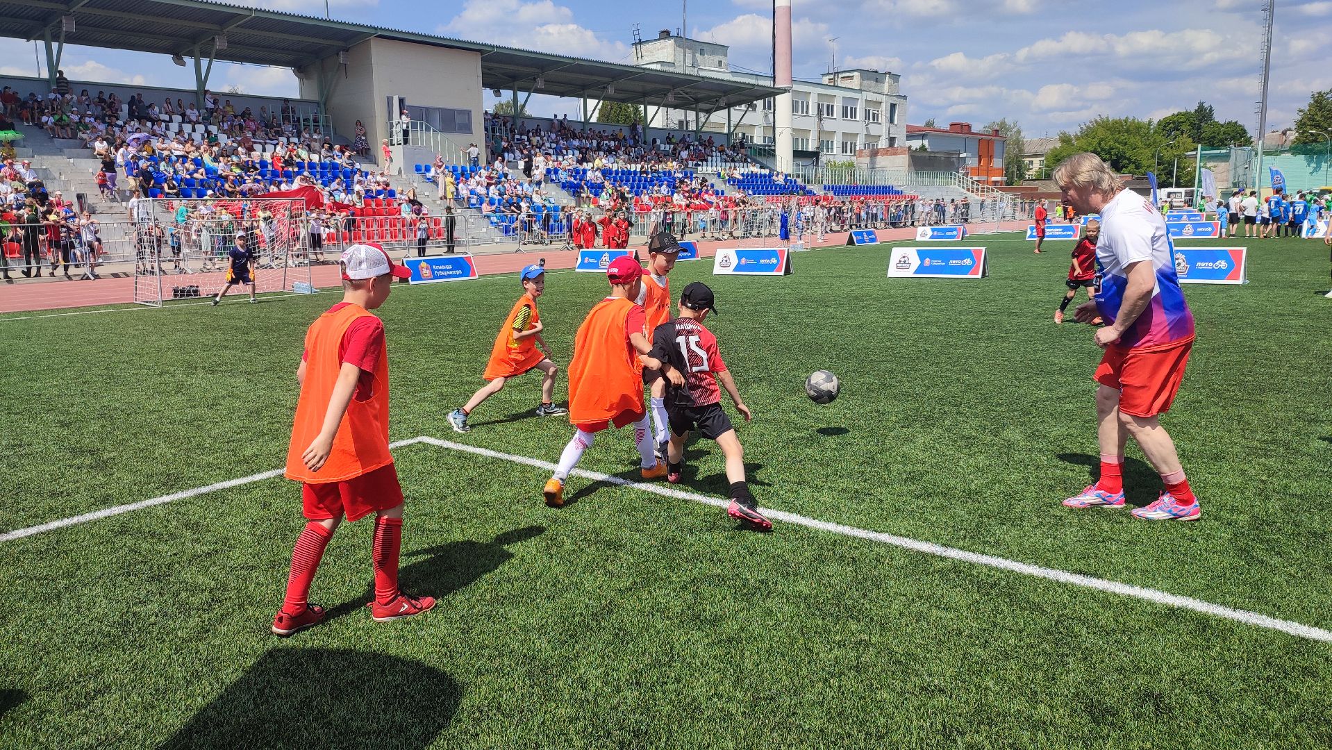 Кашира, футбол, выходи во двор, спортклуб