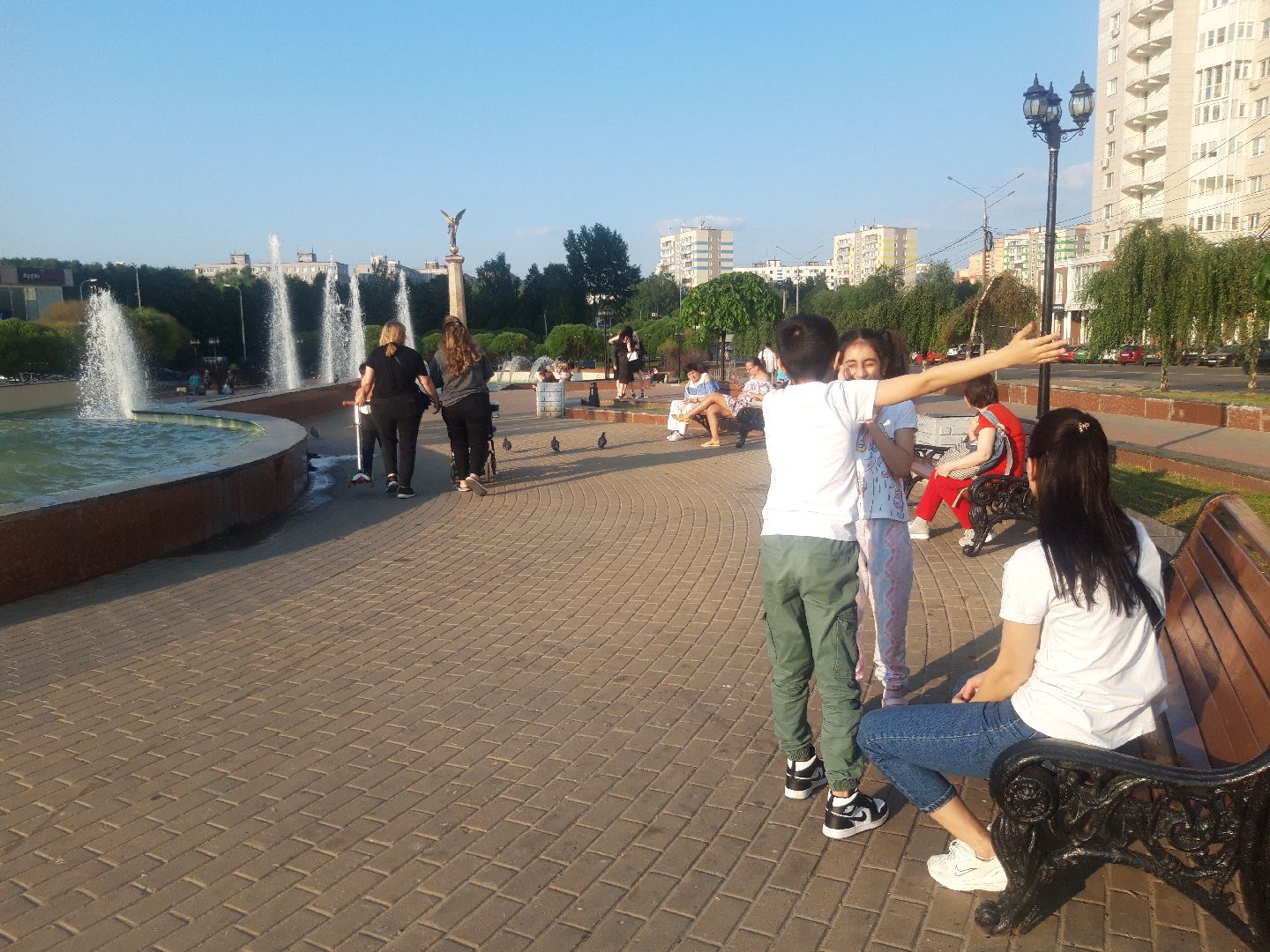 дети, ветер, лето в подмосковье,