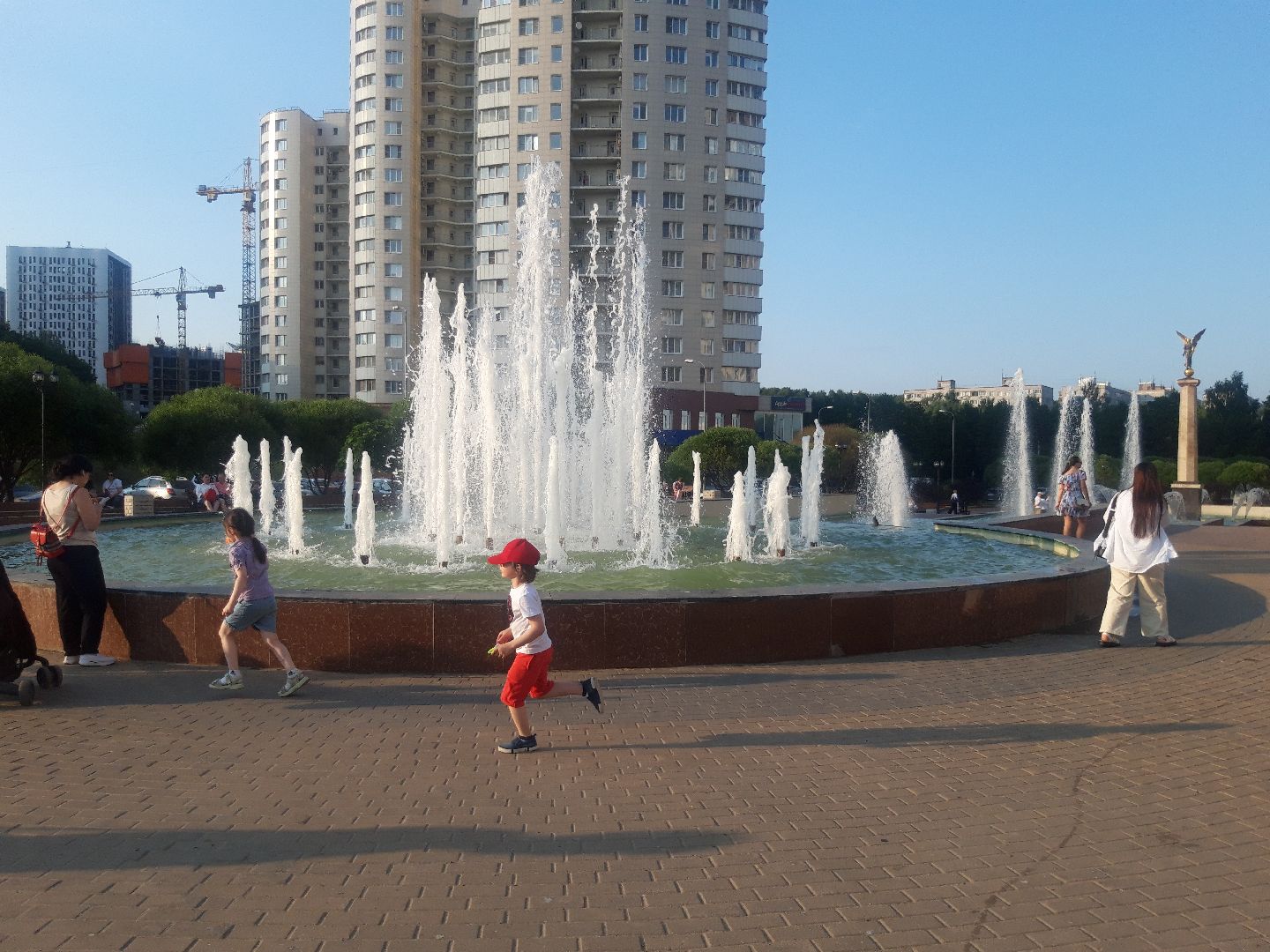 дети, ветер, лето в подмосковье,