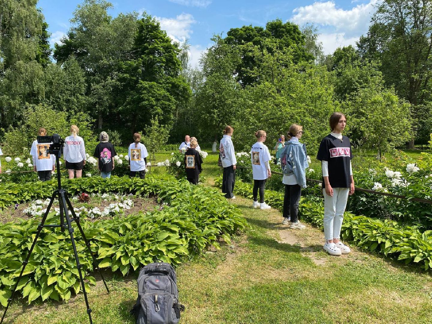 Чехов, культура, показ мод, пионы, Мелихово, Пиономания, дети, дизайнер