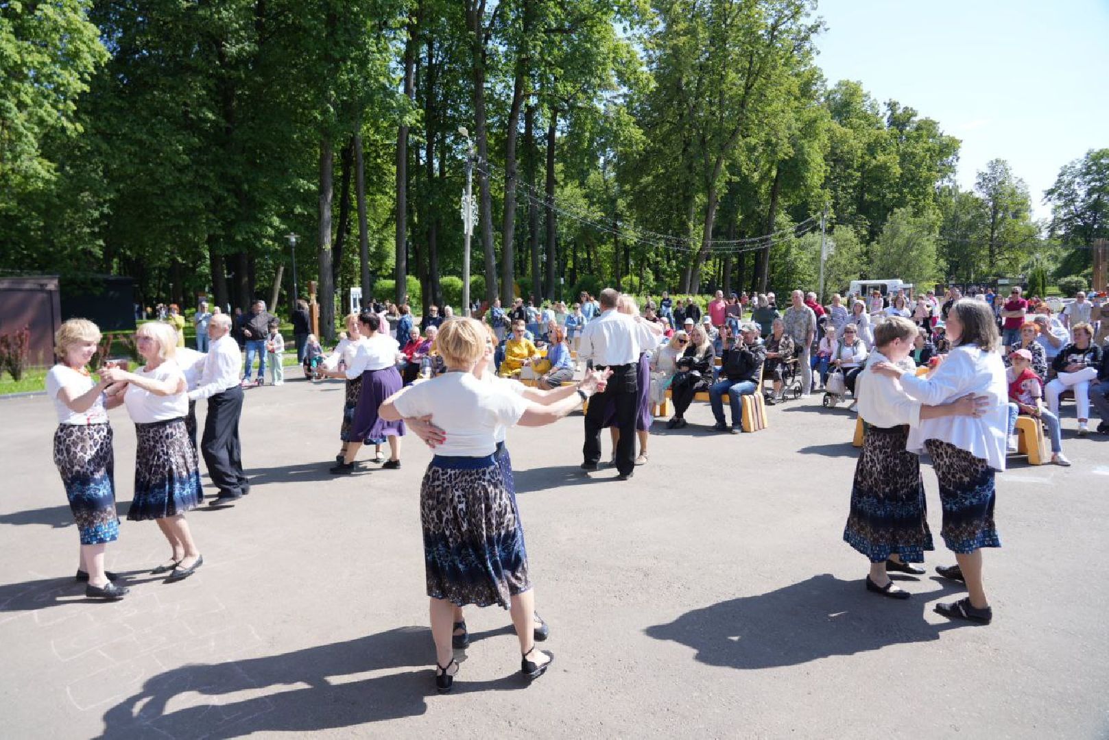 Сергиев Посад, Сергиево-Посадский городской округ, День России, Праздник, Родина, Российская Федерация, Парки, Скверы, Лето в Подмосковье, Молодежь, Жители