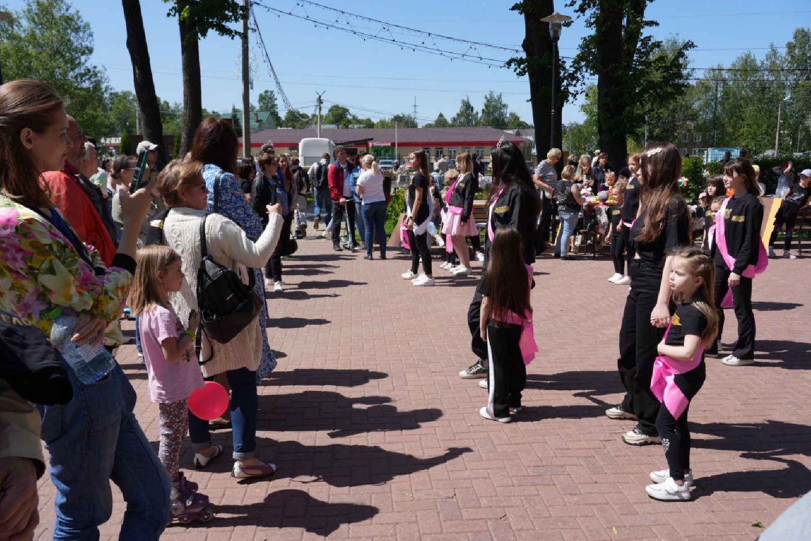 Сергиев Посад, Сергиево-Посадский городской округ, День России, Праздник, Родина, Российская Федерация, Парки, Скверы, Лето в Подмосковье, Молодежь, Жители
