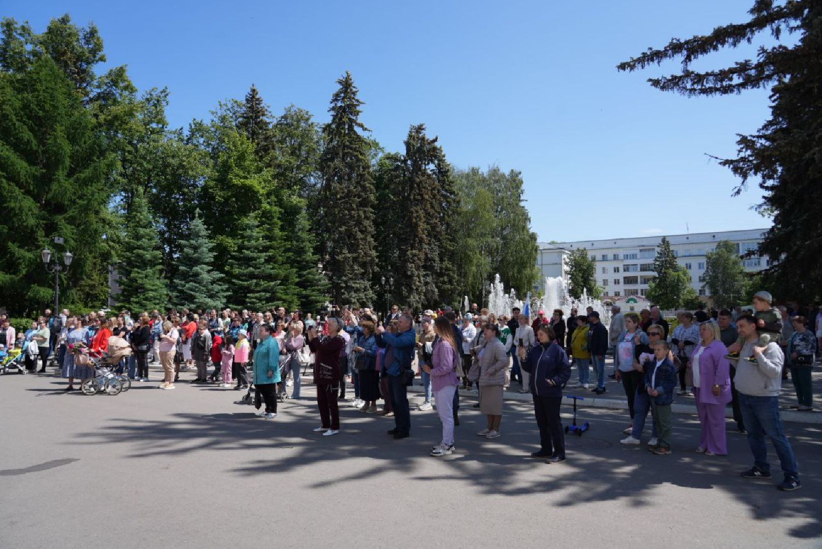 Сергиев Посад, Сергиево-Посадский городской округ, День России, Праздник, Родина, Российская Федерация, Парки, Скверы, Лето в Подмосковье, Молодежь, Жители