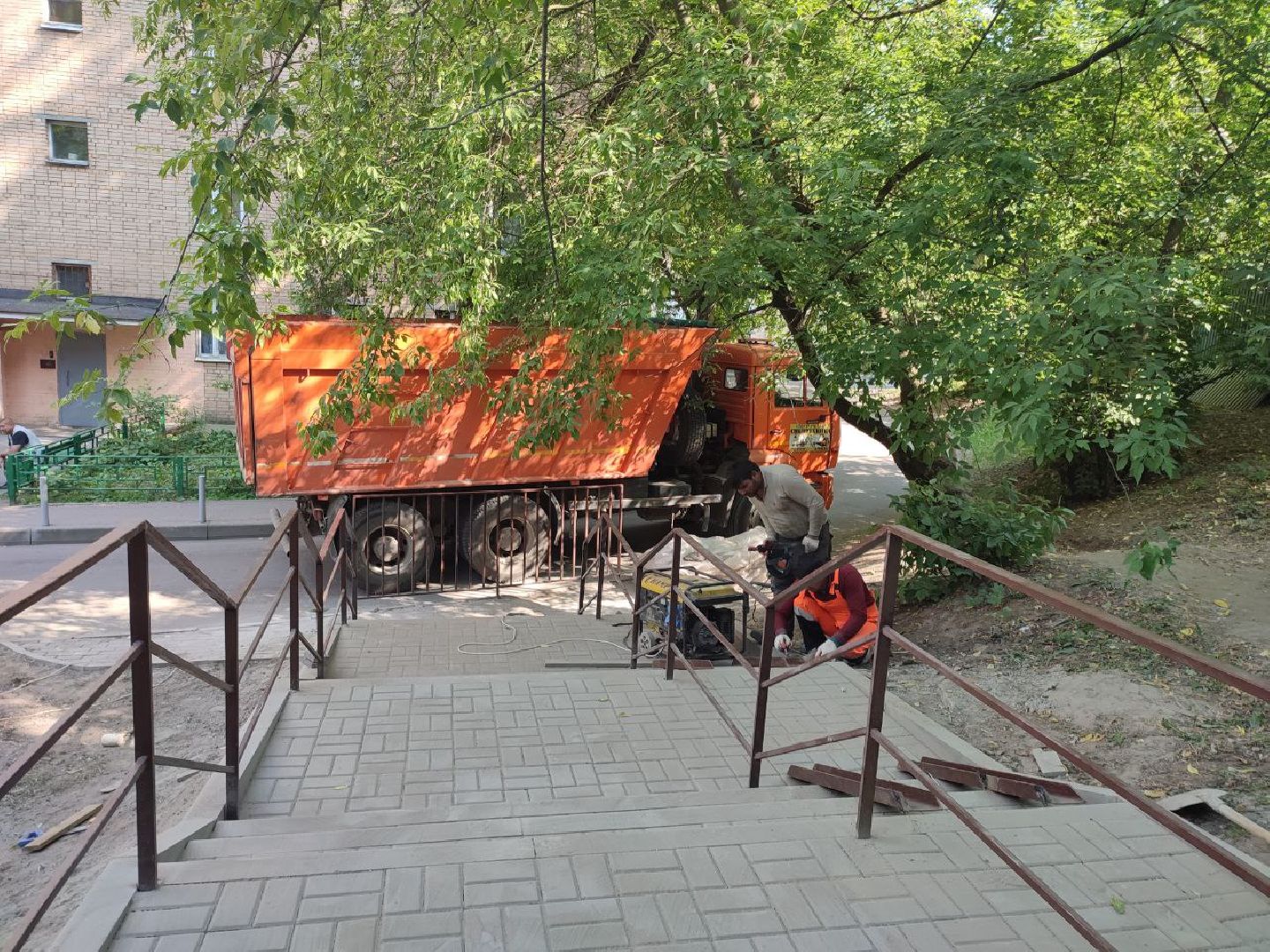 Мытищи, ремонт входных групп, лестница, детский сад