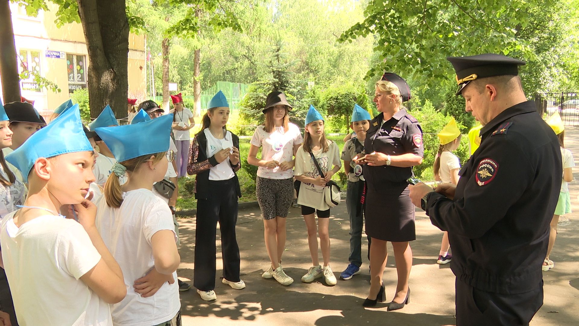 Реутов, ГИБДД, квест, игра, правила дорожного движения, школьники