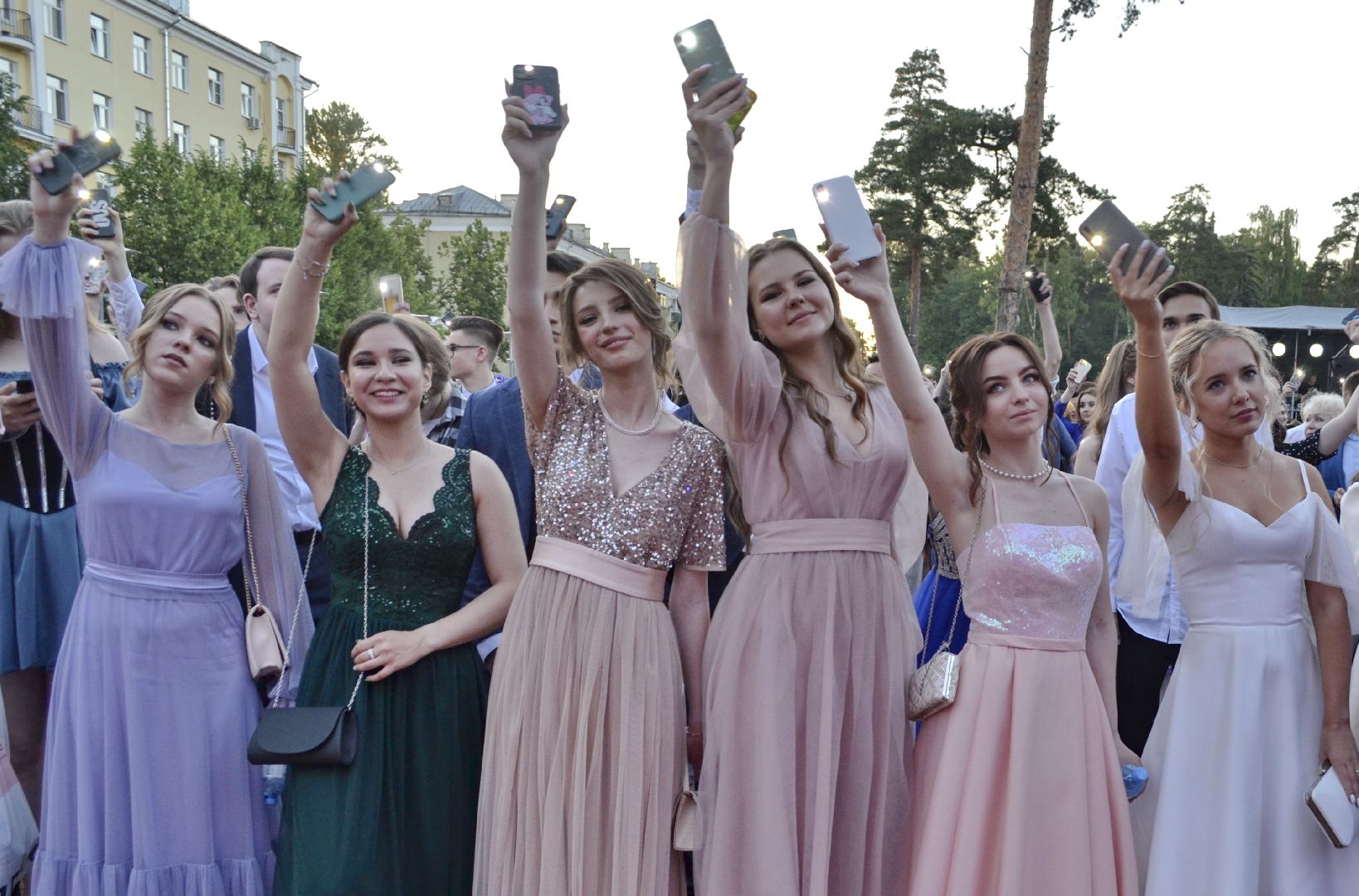 Балашиха, Подмосковье, школы, медалисты, ЕГЭ, выпускники