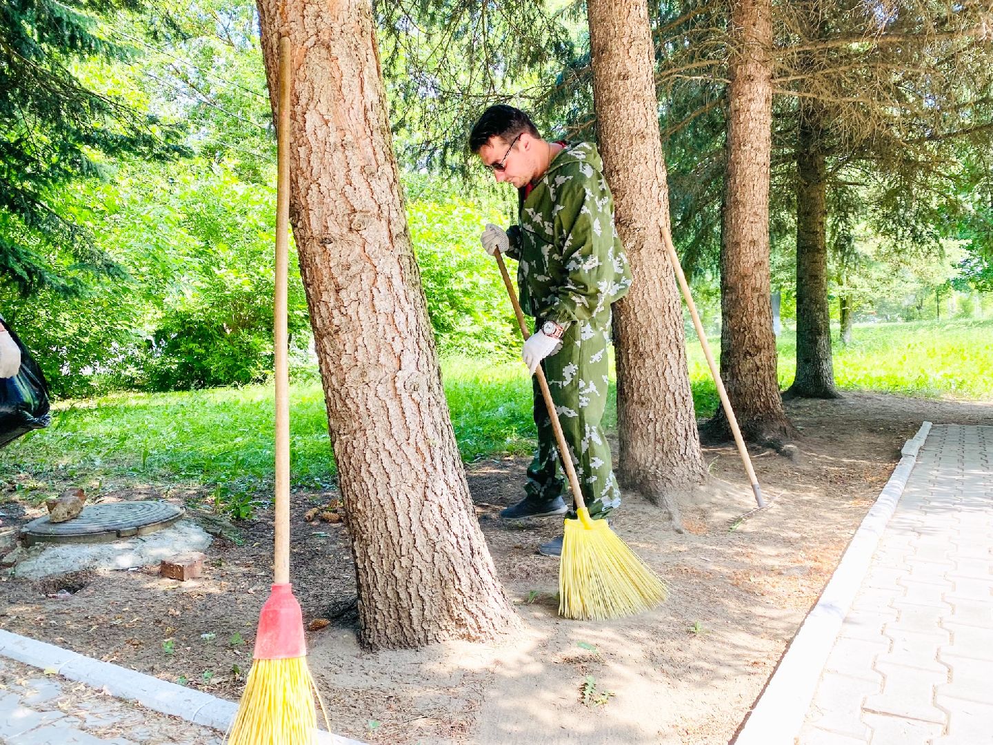 Домодедово, благоустройство, памятник, обелиск, уборка территории