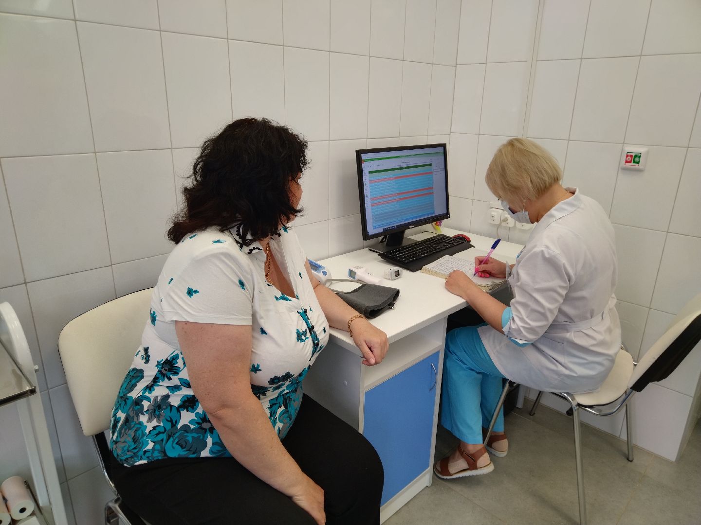 Андрей Воробьёв, Виктория Кравченко, Медсестра, Луганск, Мытищи