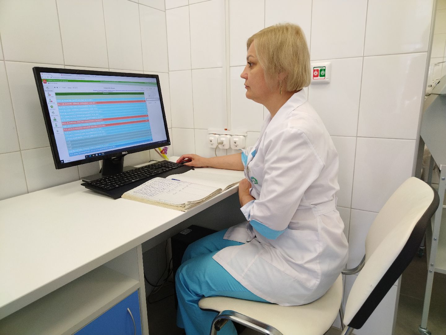 Андрей Воробьёв, Виктория Кравченко, Медсестра, Луганск, Мытищи