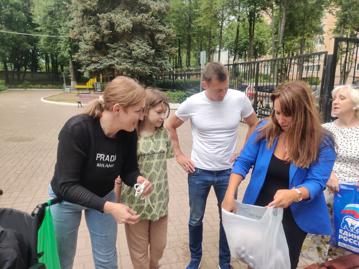 Красноармейск, Пушкинский, Александр Легков, неравнодушные жители, своих не бросаем