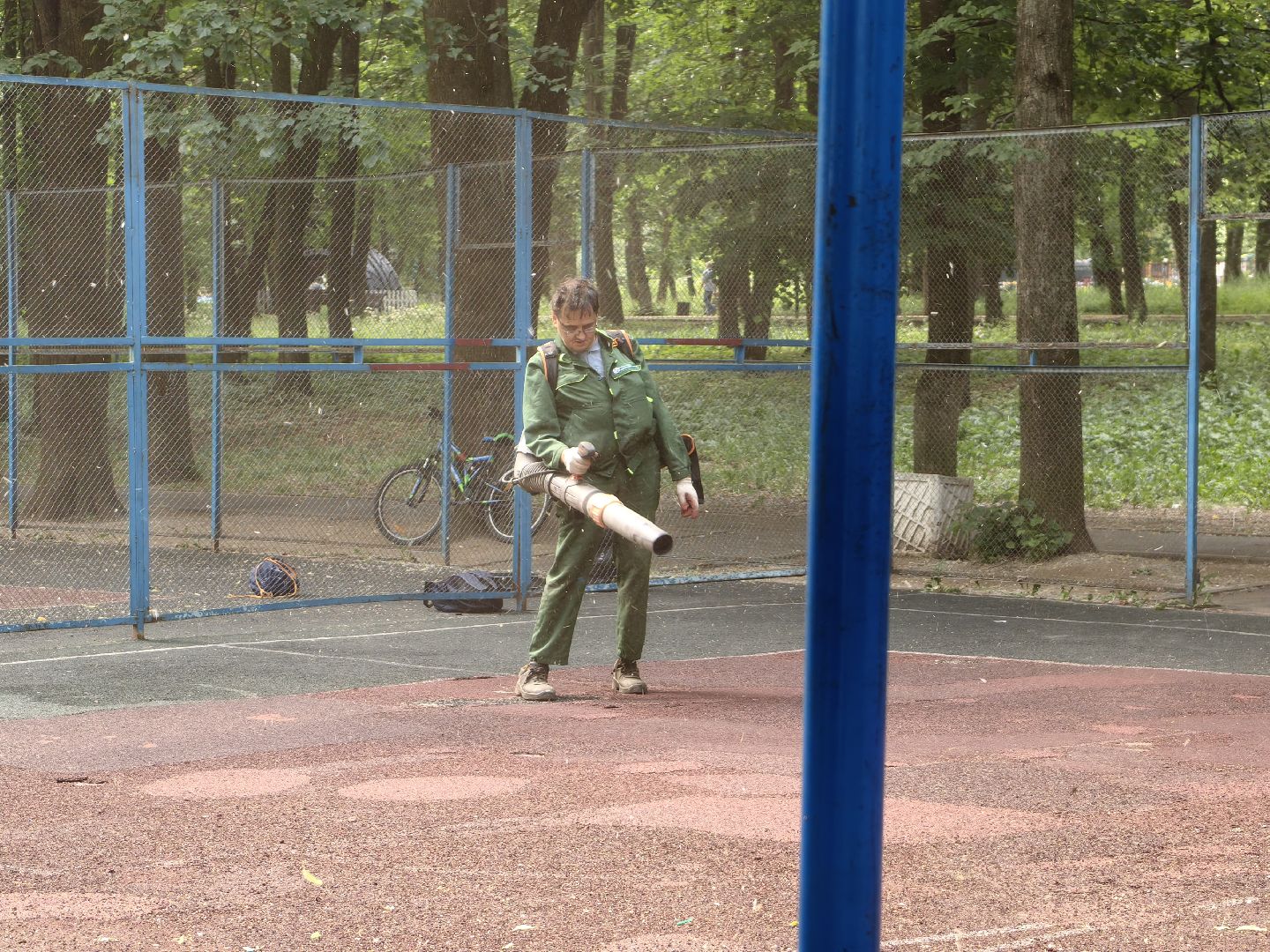 Парк, уборка, пылесос, листья, река