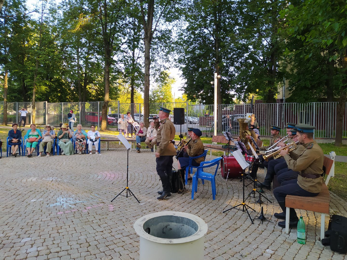 Истра, день памяти, парк, концерт