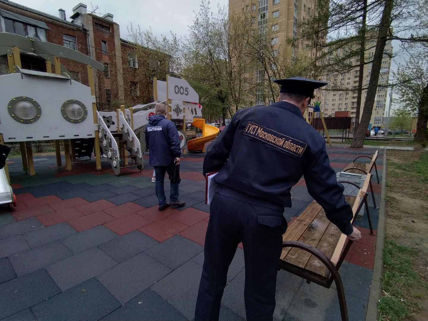 ГУСТ, Мытищи, живые изгороди, детские площадки