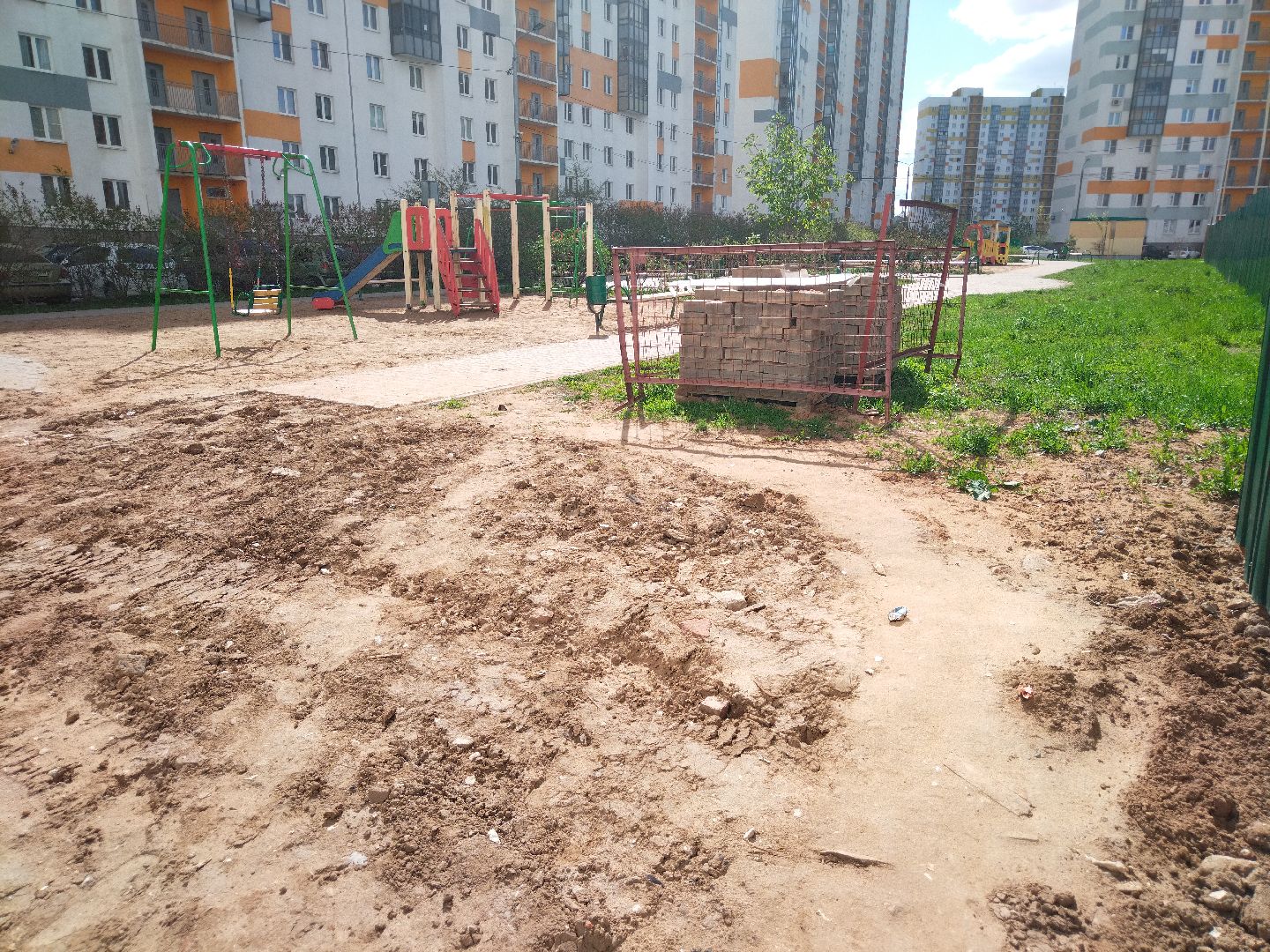 ГУСТ, Мытищи, живые изгороди, детские площадки