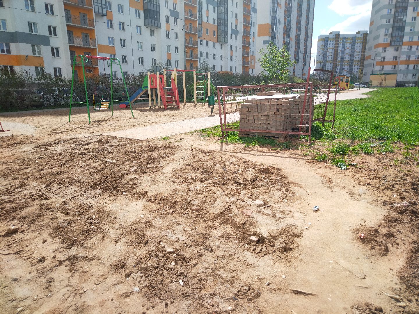 ГУСТ, Мытищи, живые изгороди, детские площадки