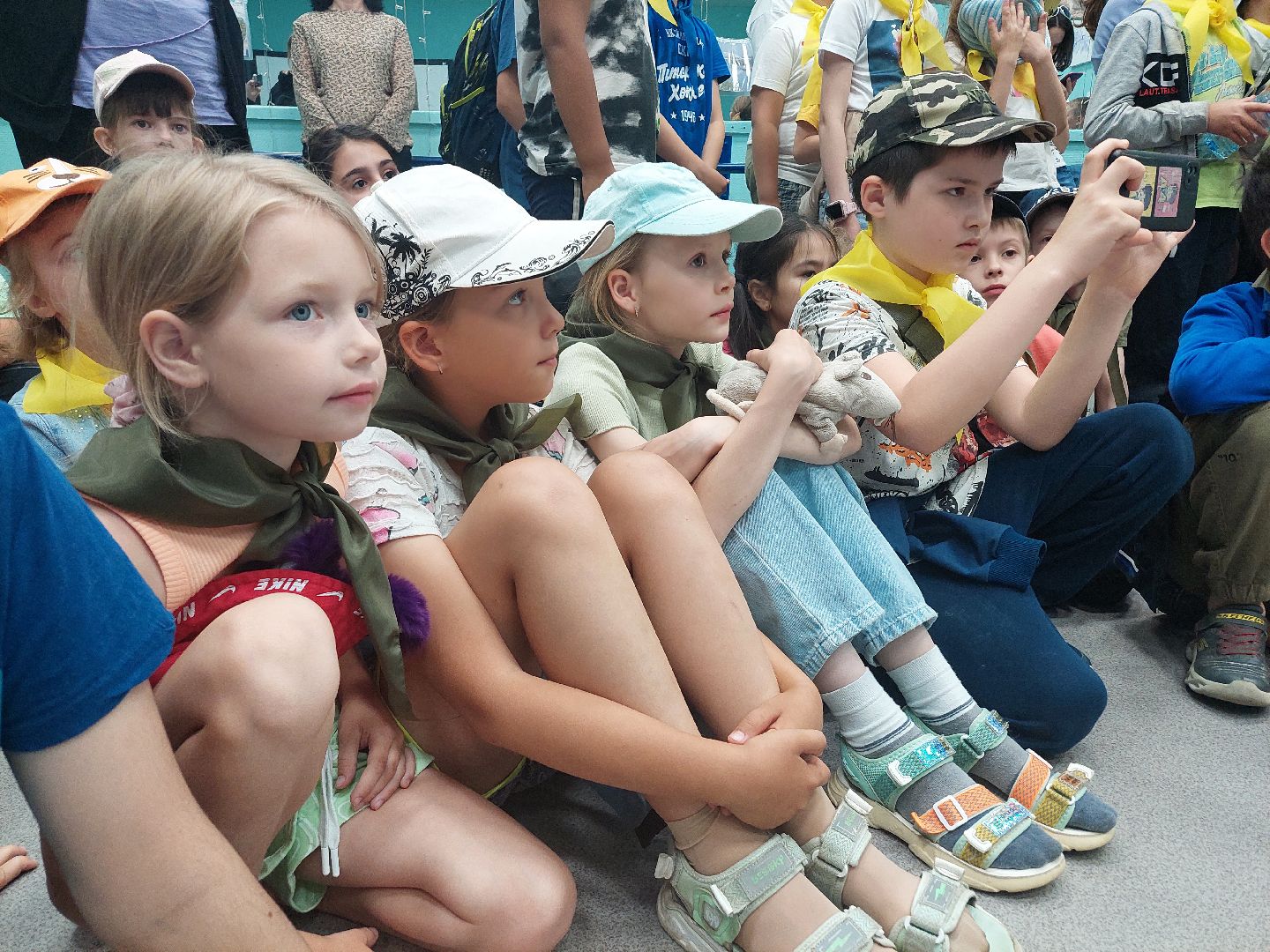 выставка картин, СВО, культура, общество