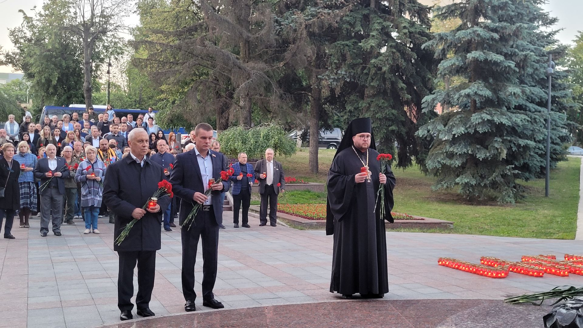 день памяти; 22 июня; возложение; видное; вечный огонь