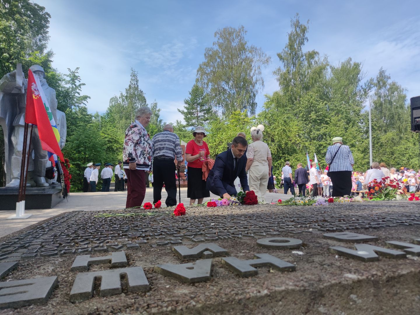 Митинг, дети, День памяти и скорби, Дубна