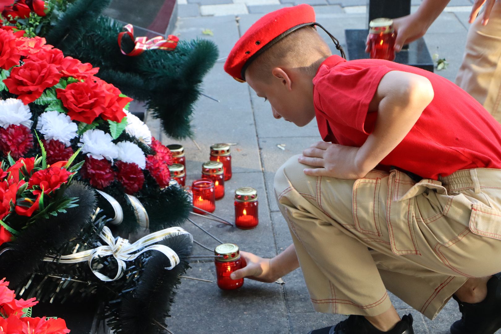 Серебряные Пруды, Свеча памяти