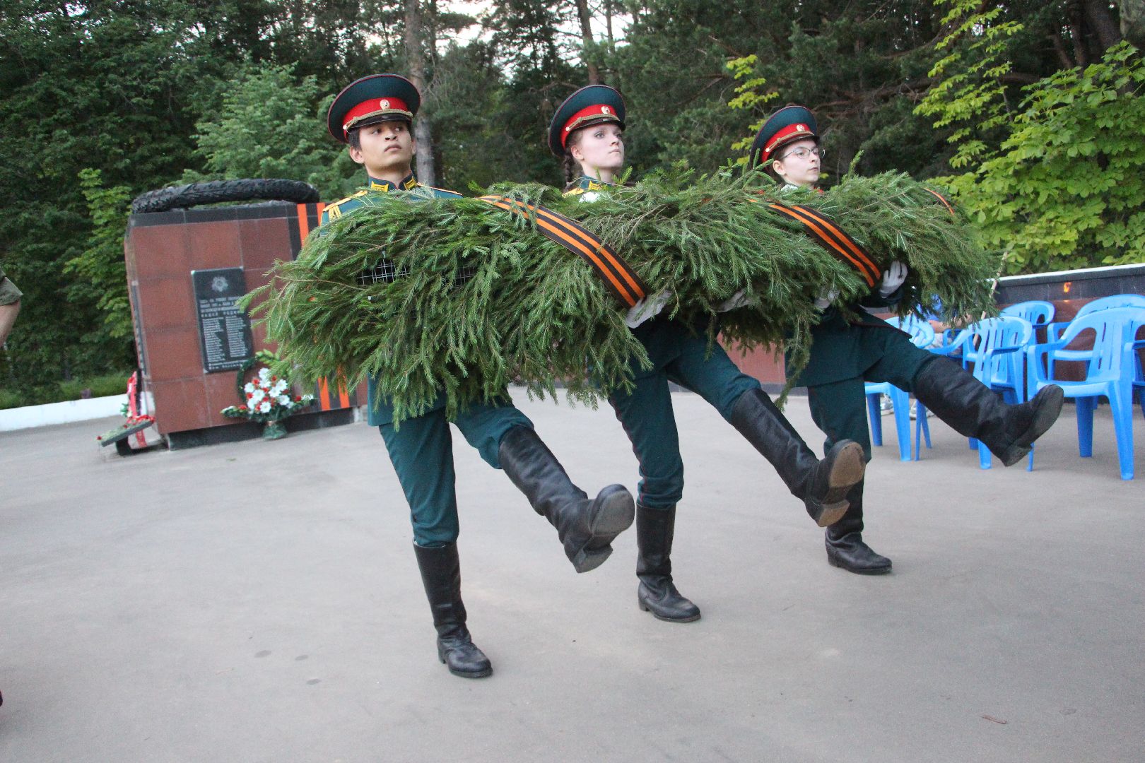 всероссийская акция, День памяти и скорби, Рубеж обороны, Протвино, Свеча памяти