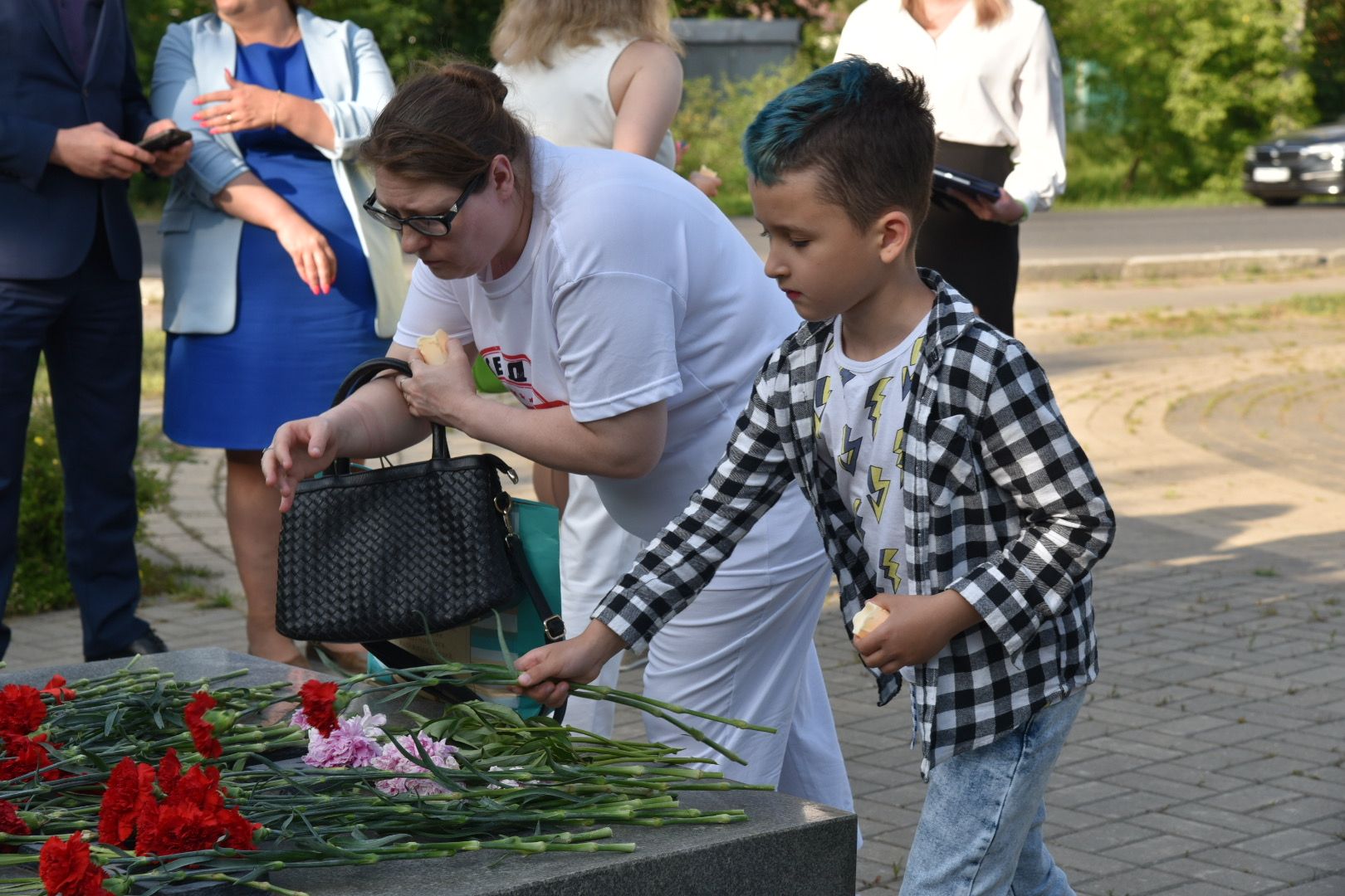 Химки, цветы, возложение