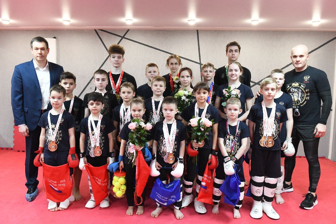 карате, спорт, медали, соревнование