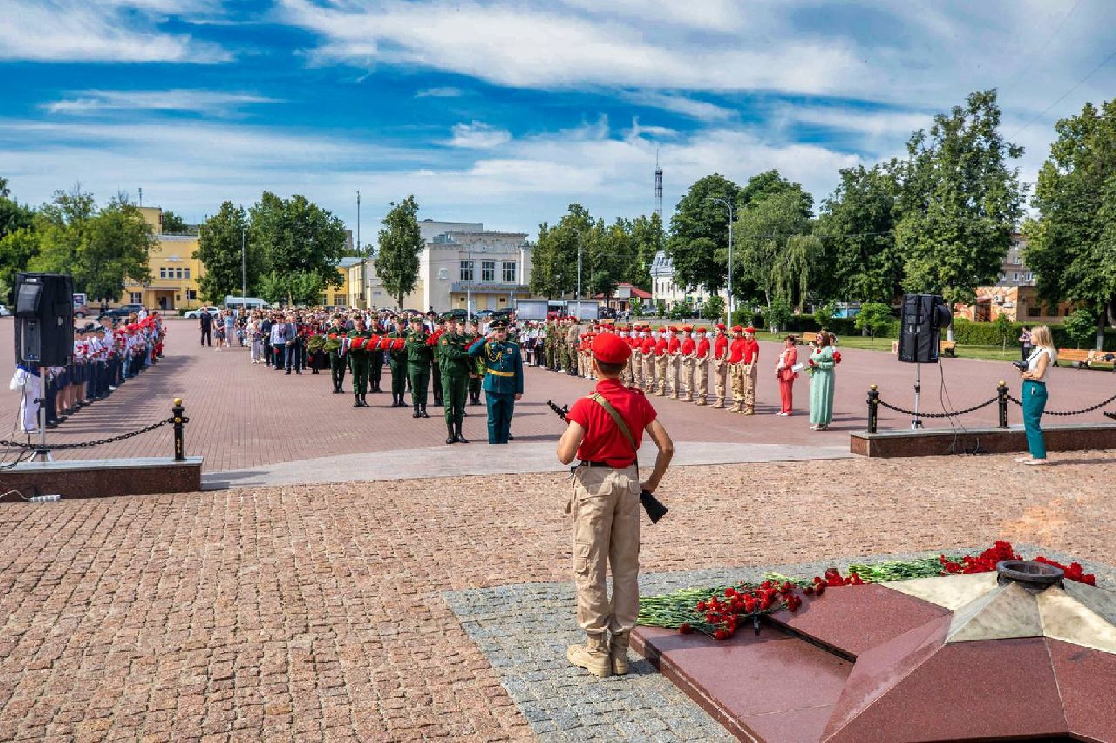 Подольск, мемориал, День памяти и скорби, возложение