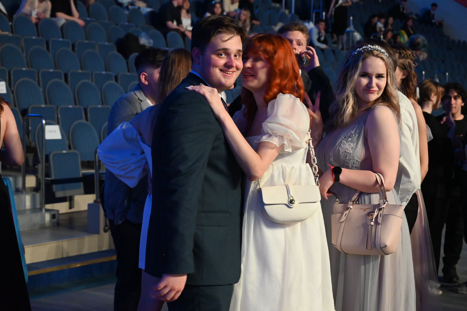 выпускной; видное; выпускники; праздник