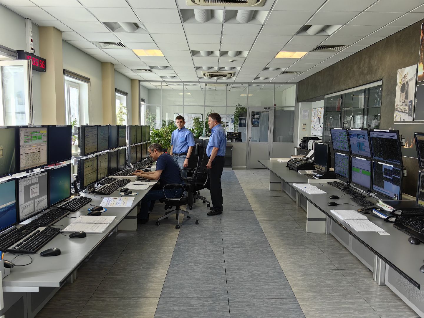 Связь, спутник, морской путь, экипаж, интернет