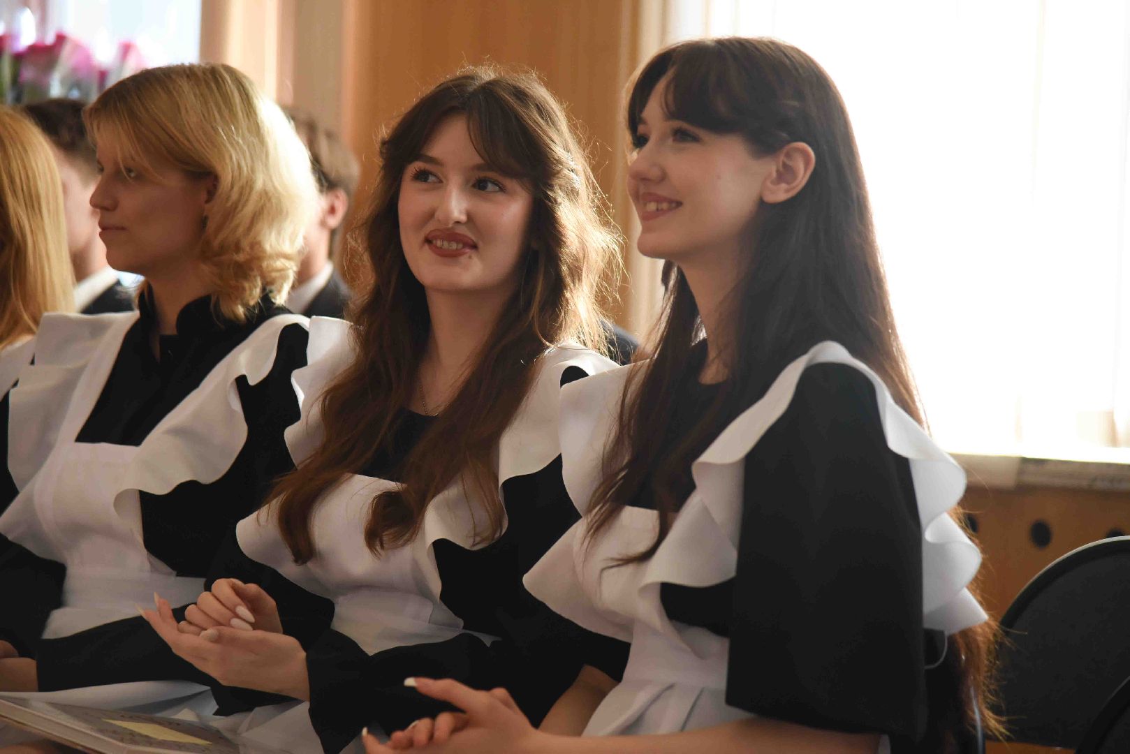 Химки, выпускной, аттестаты, праздник