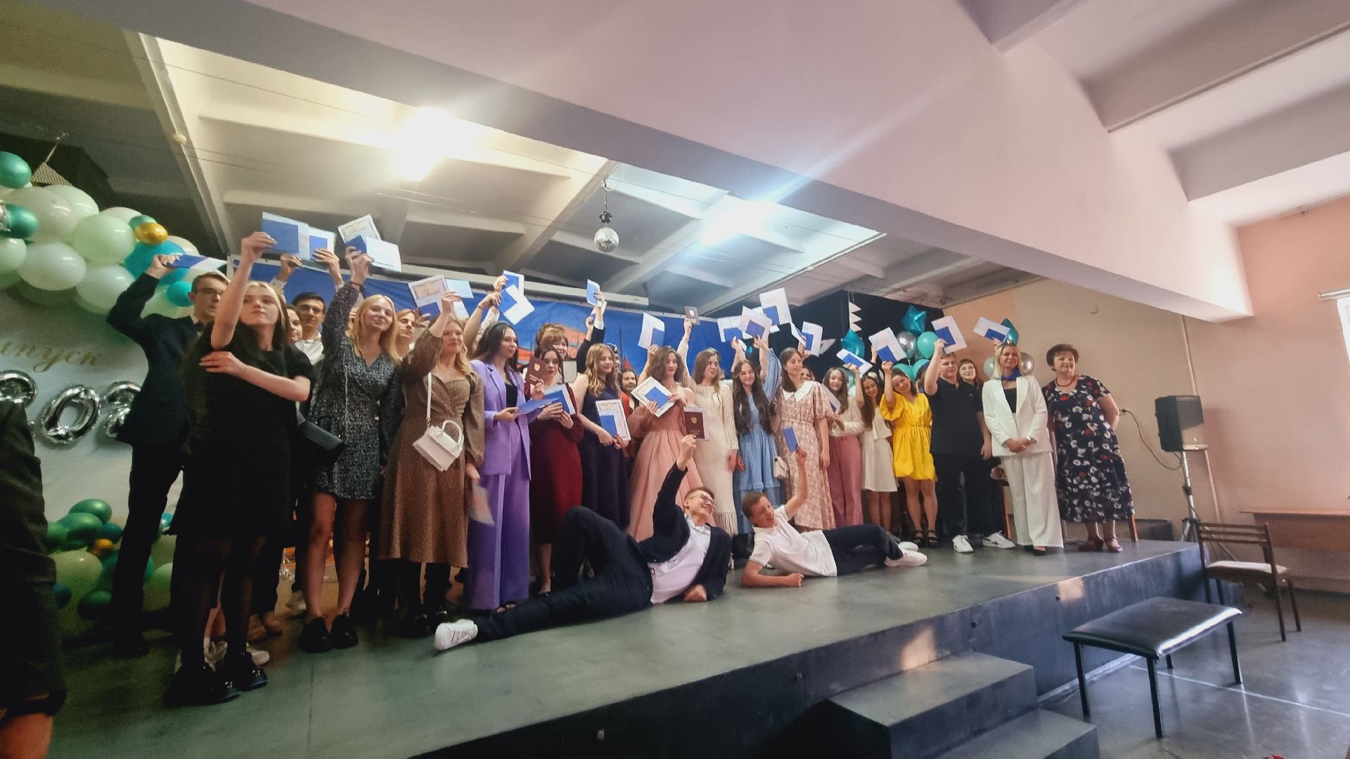 Подмосковье, Ивантеевка, образование, выпускной