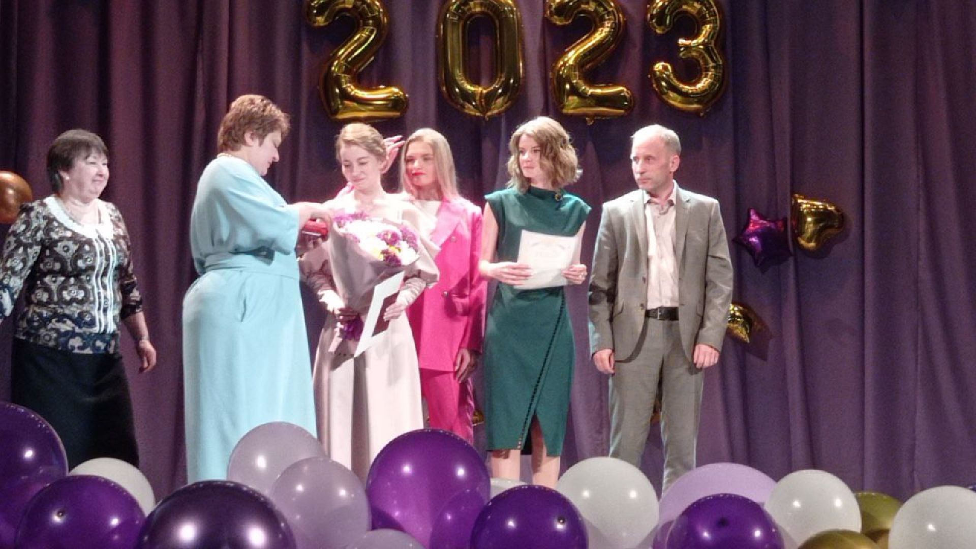 Красноармейск, Пушкинский, вручение аттестатов, выпускники, медалисты, стобальники