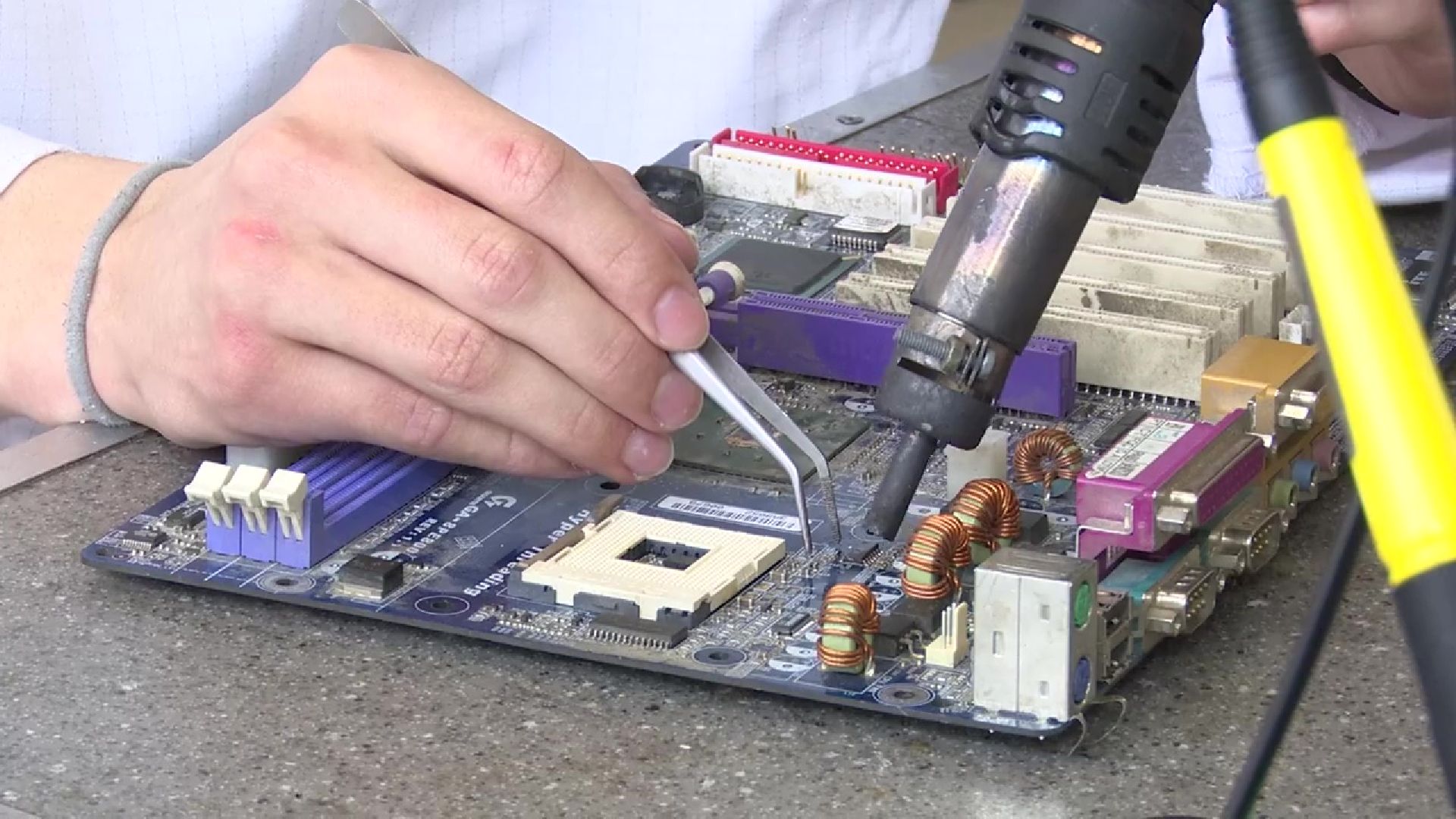 Реутов, образование, колледж Энергия, специалитет