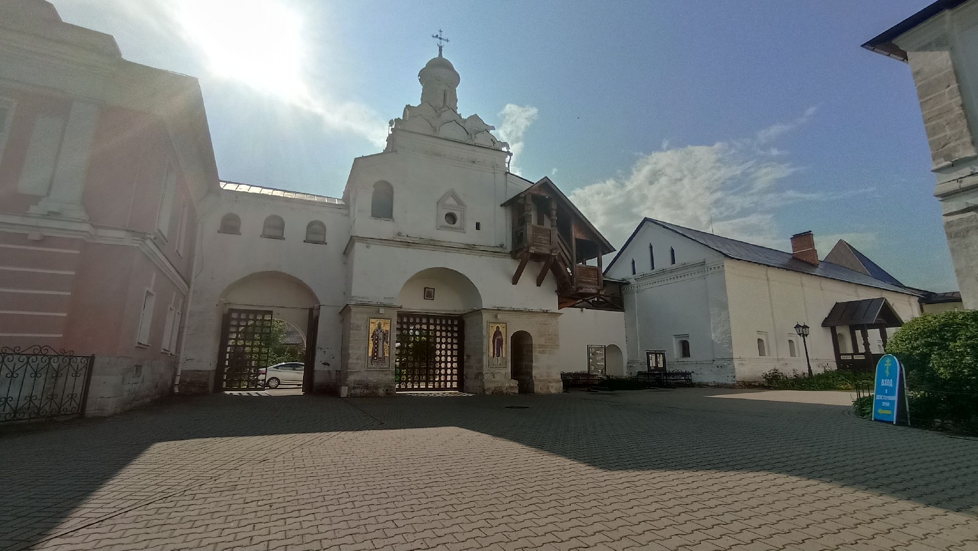 Серпухов, Подмосковье, монастырь, розы, православие