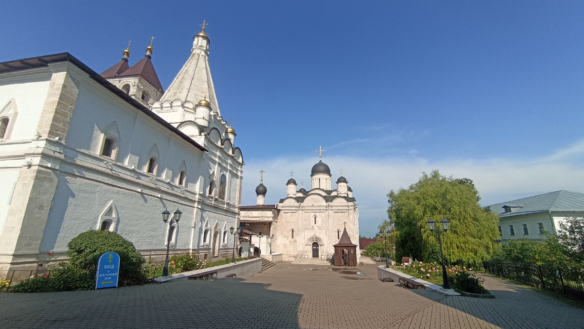 Серпухов, Подмосковье, монастырь, розы, православие