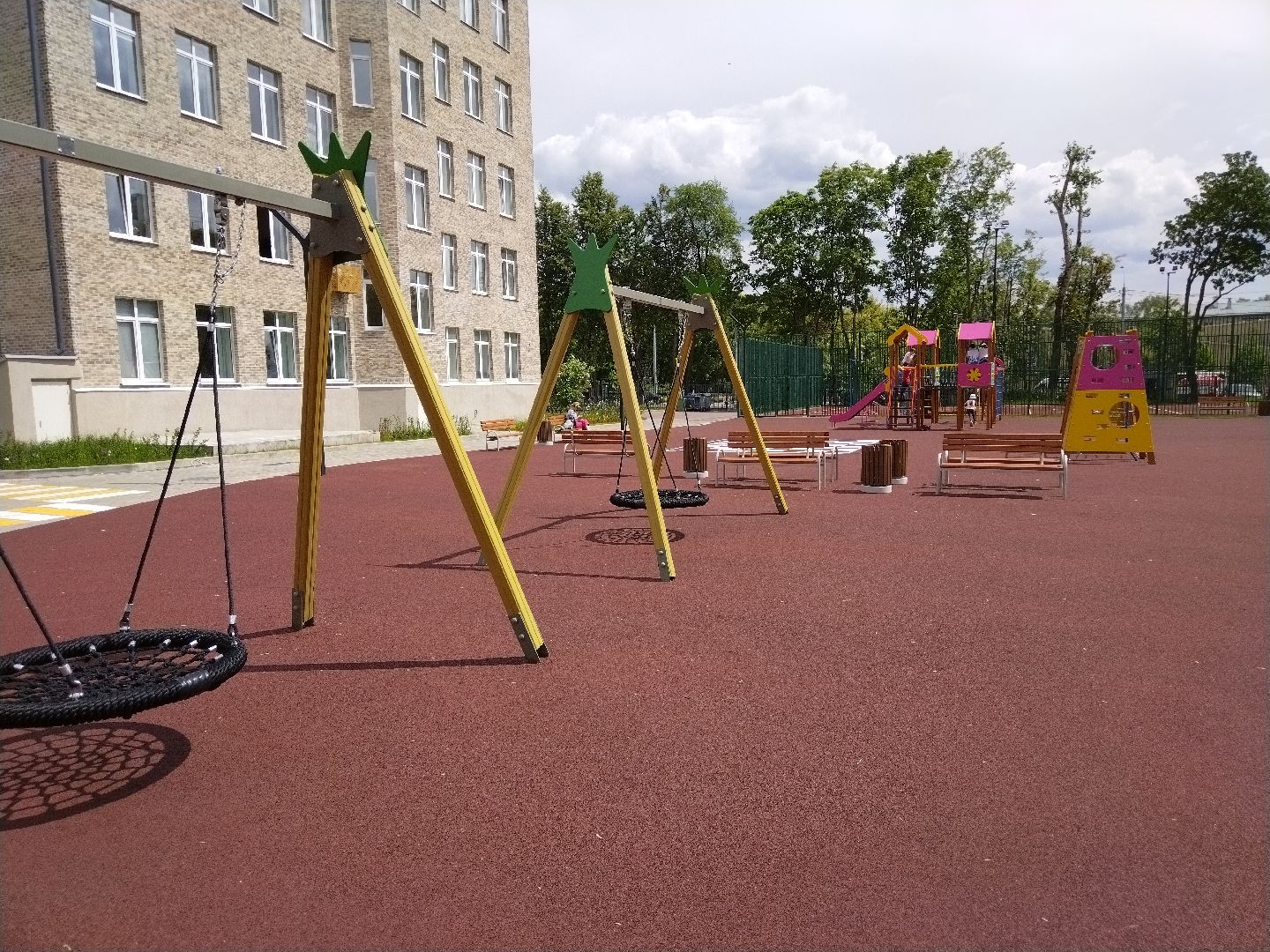 Школа №6, Мытищи, детская площадка