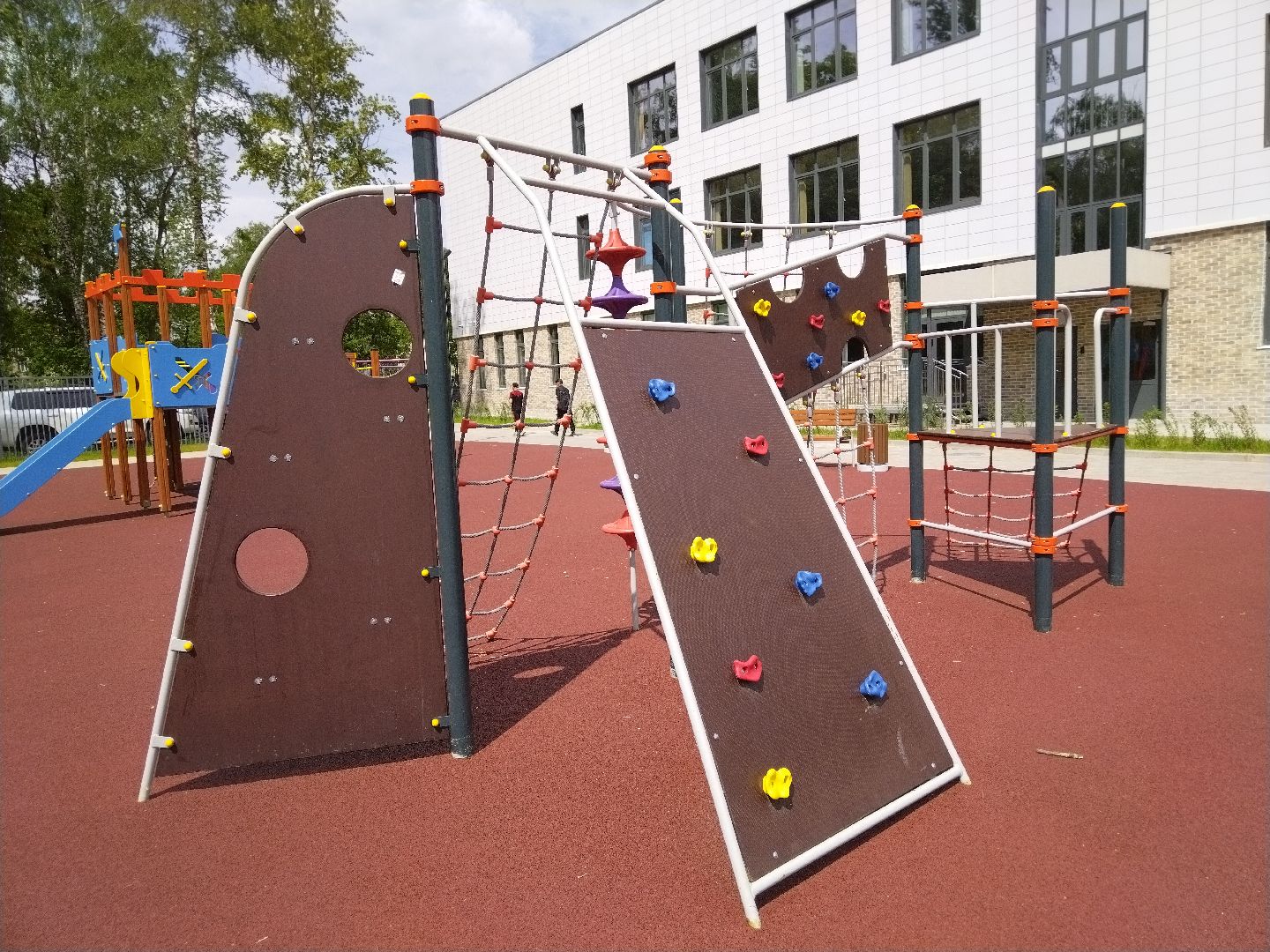Школа №6, Мытищи, детская площадка