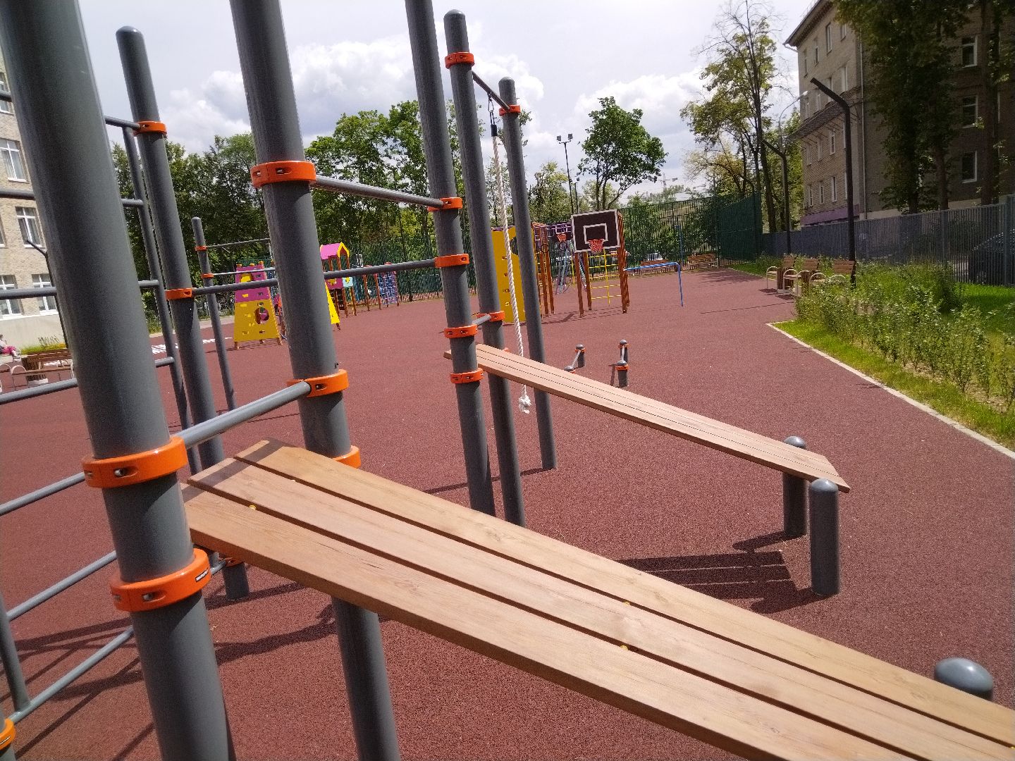 Школа №6, Мытищи, детская площадка