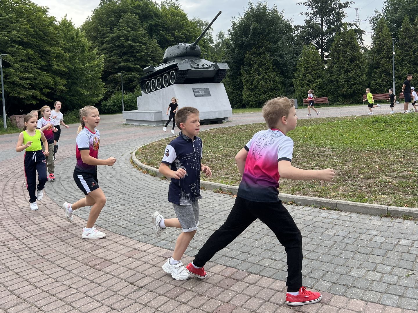 Химки, спорт, сквер им. Марии Рубцовой, тренировка, дети, чирлидинг, спортивная школа