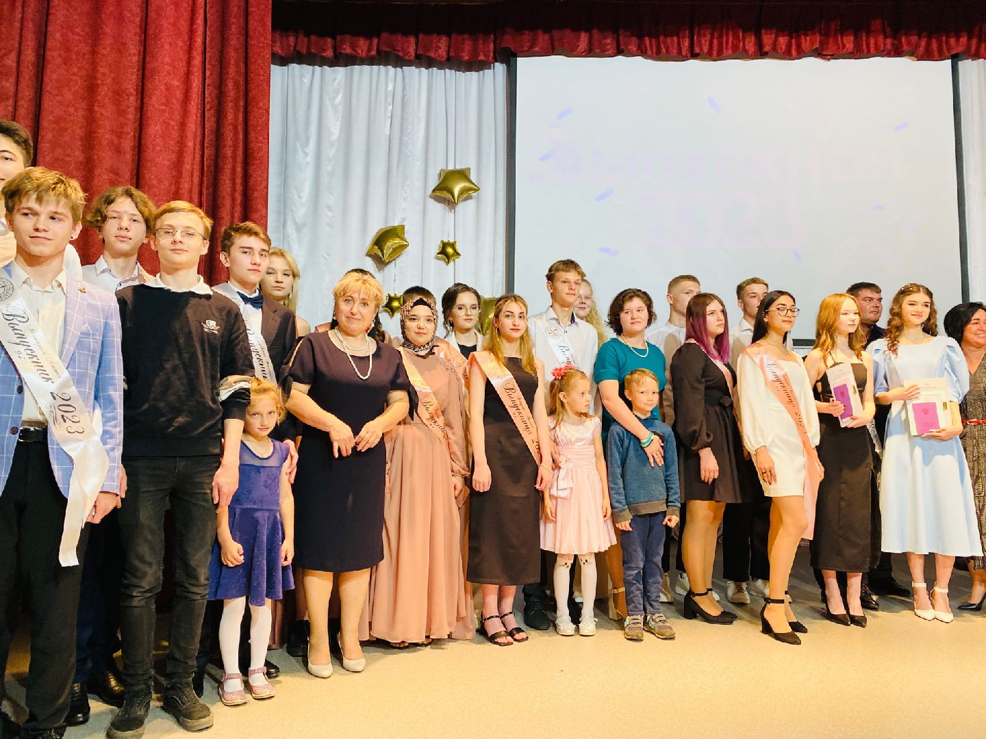 Домодедово, выпускники, аттестат, школа, выпускной