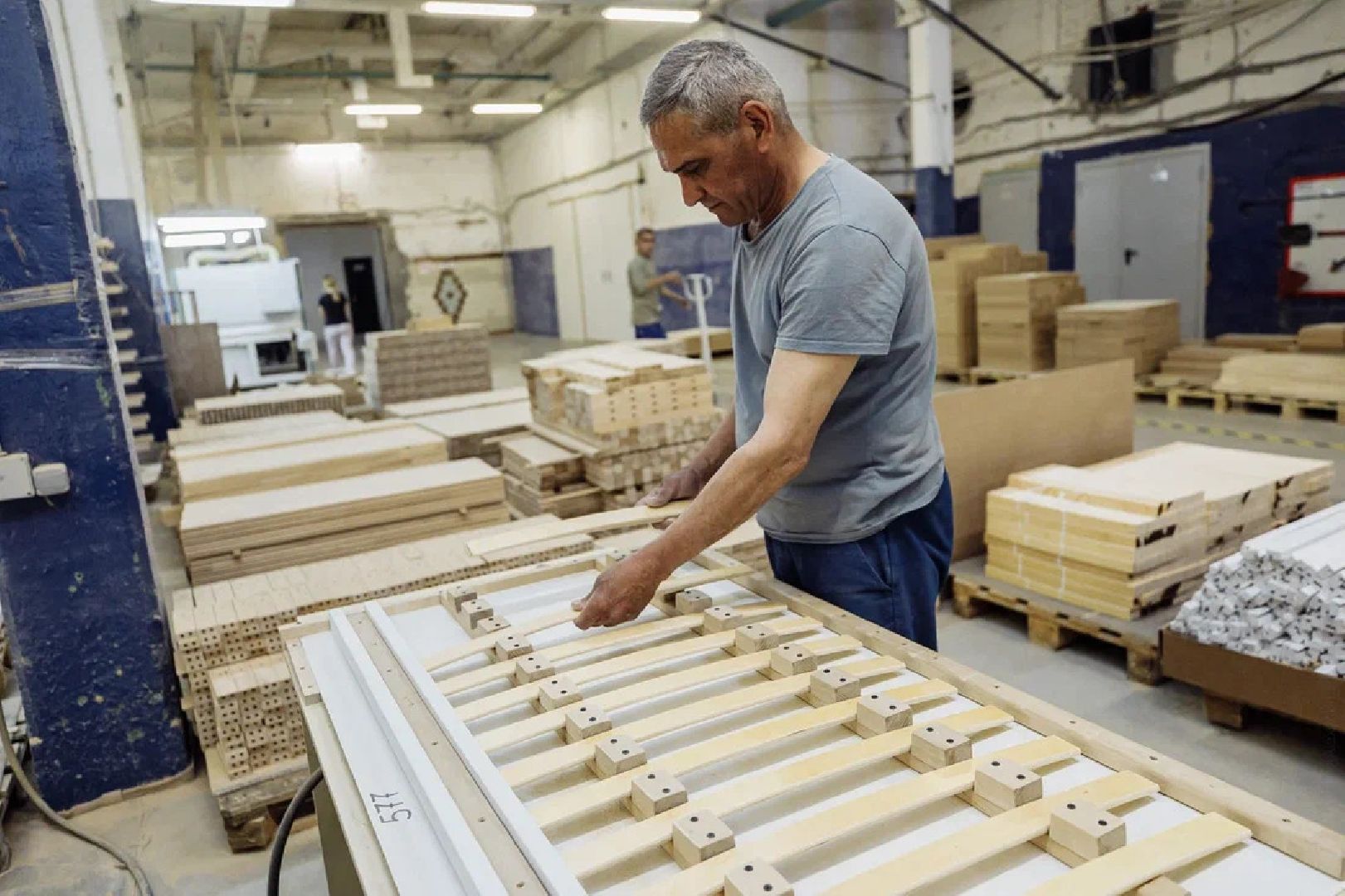 Экономика, мебельное производство, мебель, фабрика, поддержка, губернатор, Орехово-Зуево