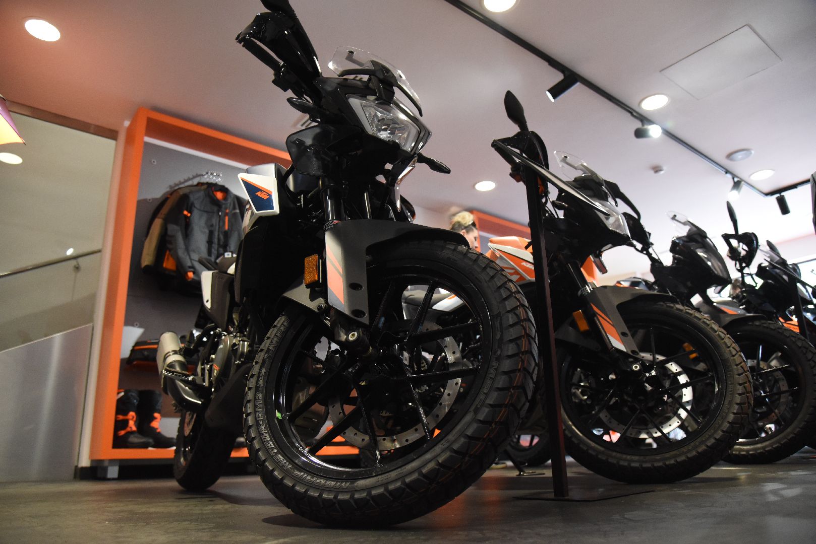 Химки, волонтеры, мотоцикл, экскурсия