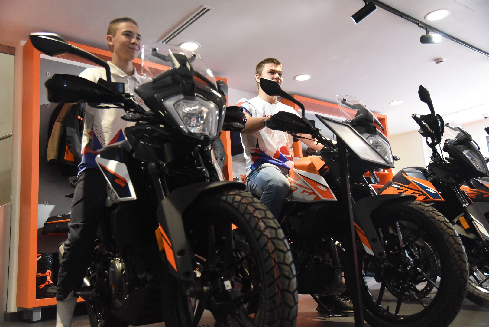 Химки, волонтеры, мотоцикл, экскурсия